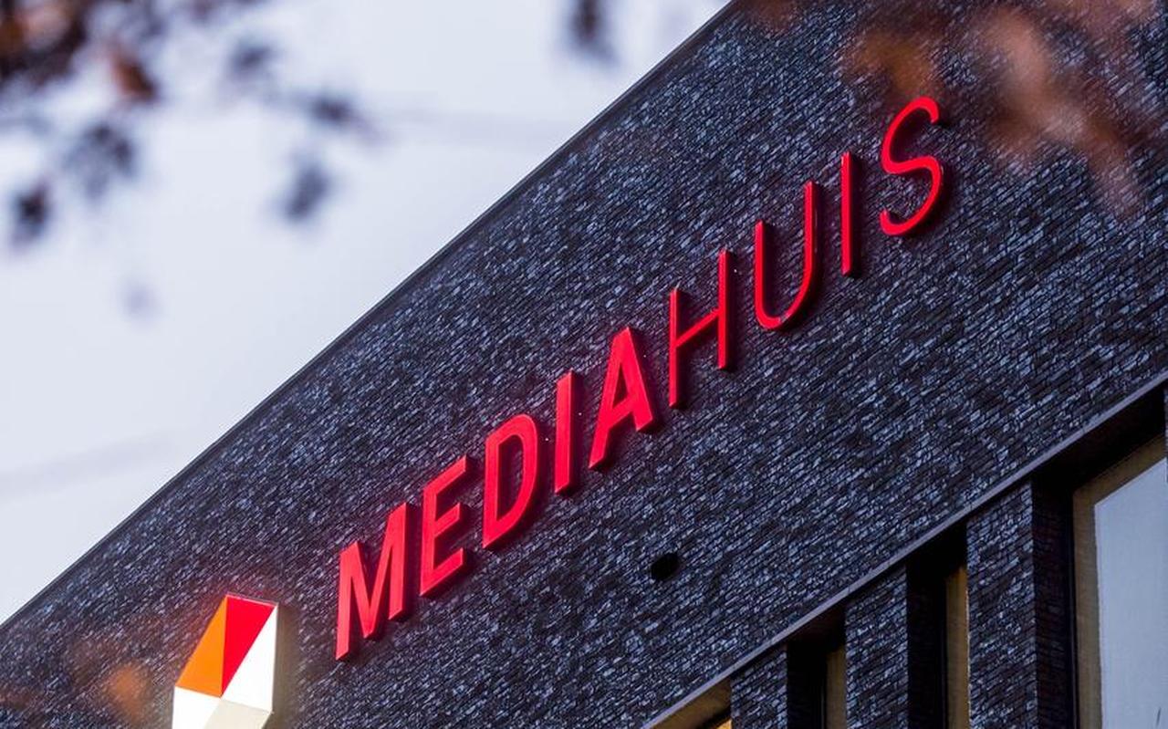 Exterieur van het hoofdkantoor van de Vlaamse dagbladuitgever Mediahuis. Exterieur van het hoofdkantoor van de Vlaamse dagbladuitgever Mediahuis.