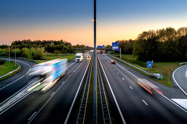 Neeee! Weer in de file! Maar hoe druk is de snelweg A7 nou echt?