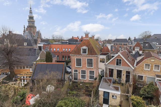 Kees (54) verkoopt het droomhuis van zijn ouders in hartje Bolsward. ‘Doet best even pijn’