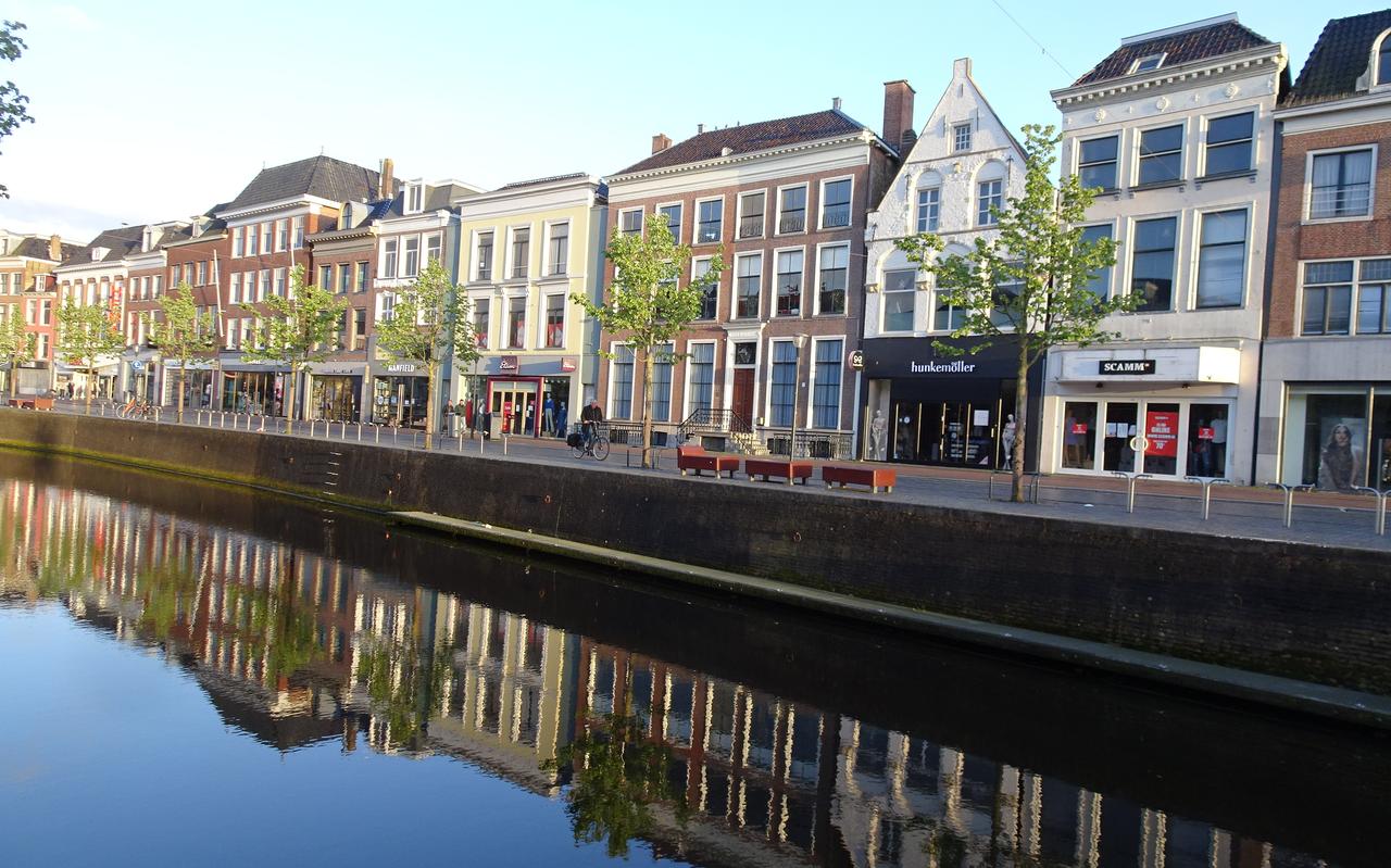 Aanblik van de binnenstad in Leeuwarden. Aanblik van de binnenstad in Leeuwarden.
