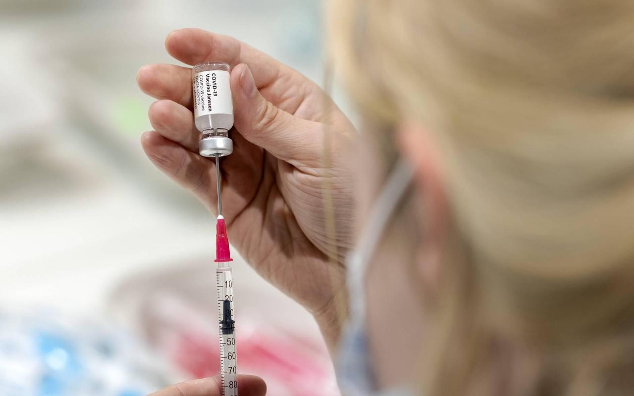 Er zijn inmiddels 172.000 prikafspraken voor het Janssen-vaccin gemaakt. Er zijn inmiddels 172.000 prikafspraken voor het Janssen-vaccin gemaakt.