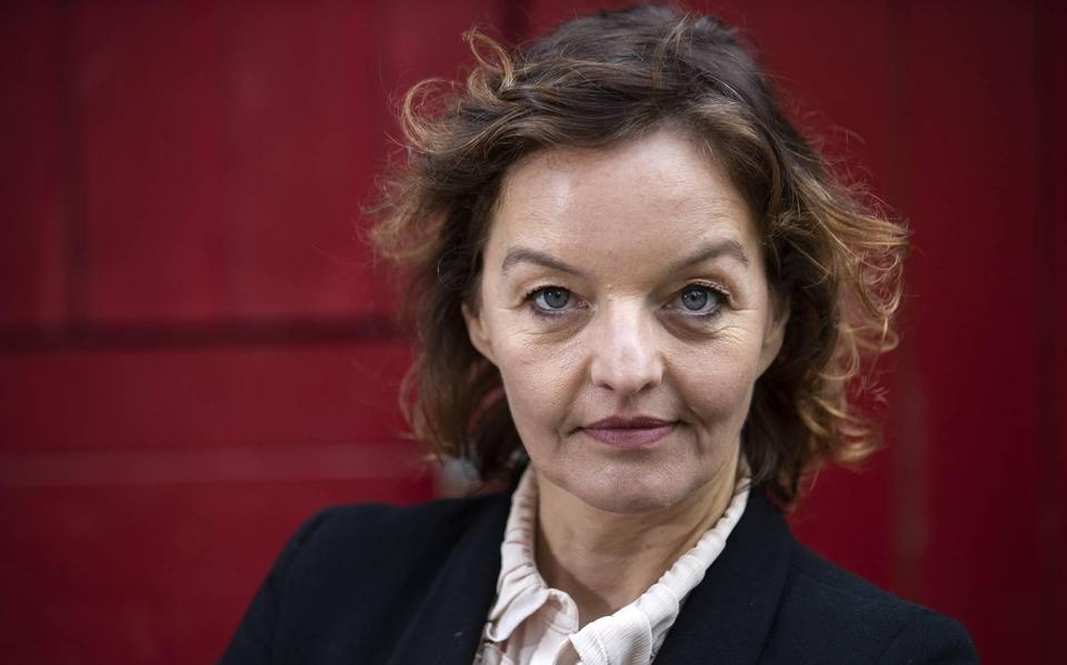 Sanne Wallis de Vries mist Kapsalon Theater door coronageval in familie