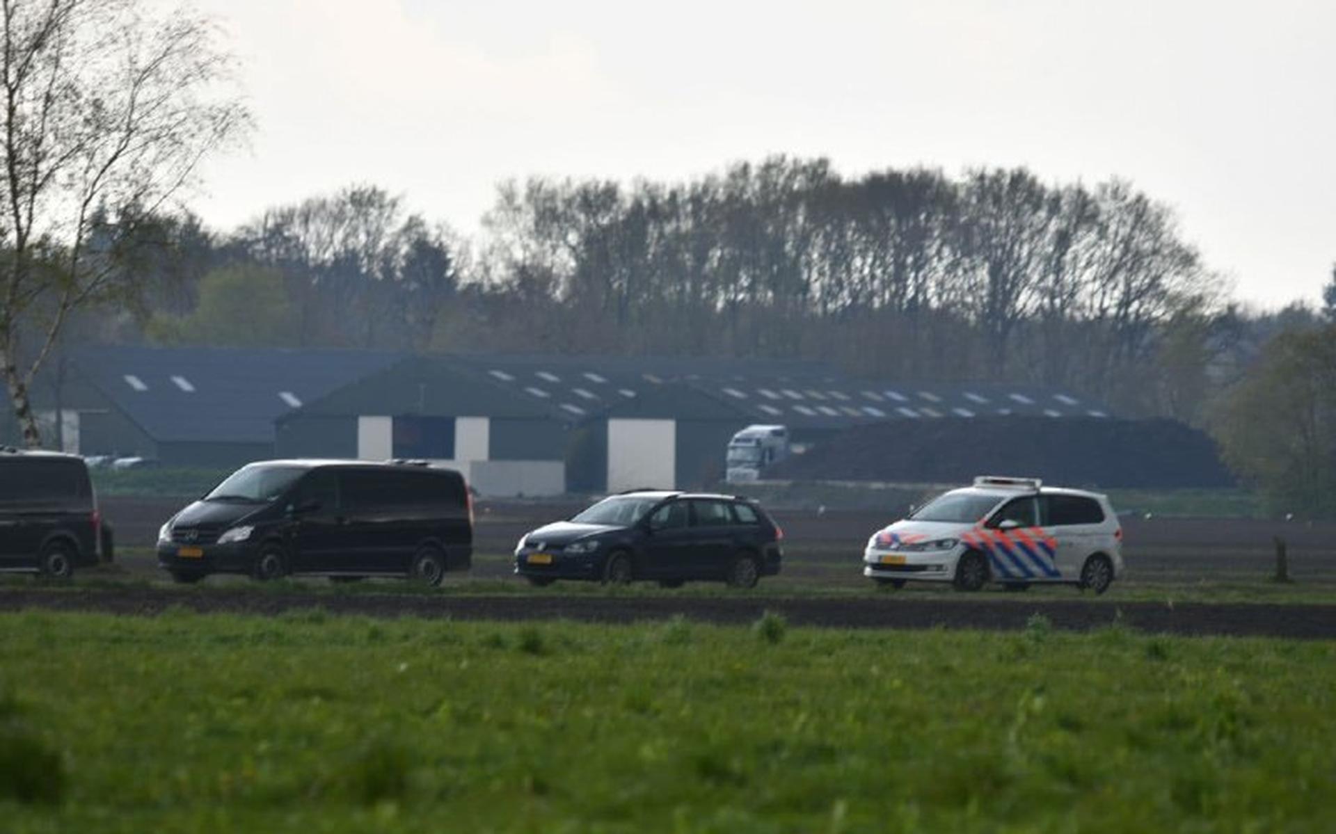 Grootschalige zoektocht van politie naar dader zedenmisdrijf bij Vledderveen levert nog niets op - D