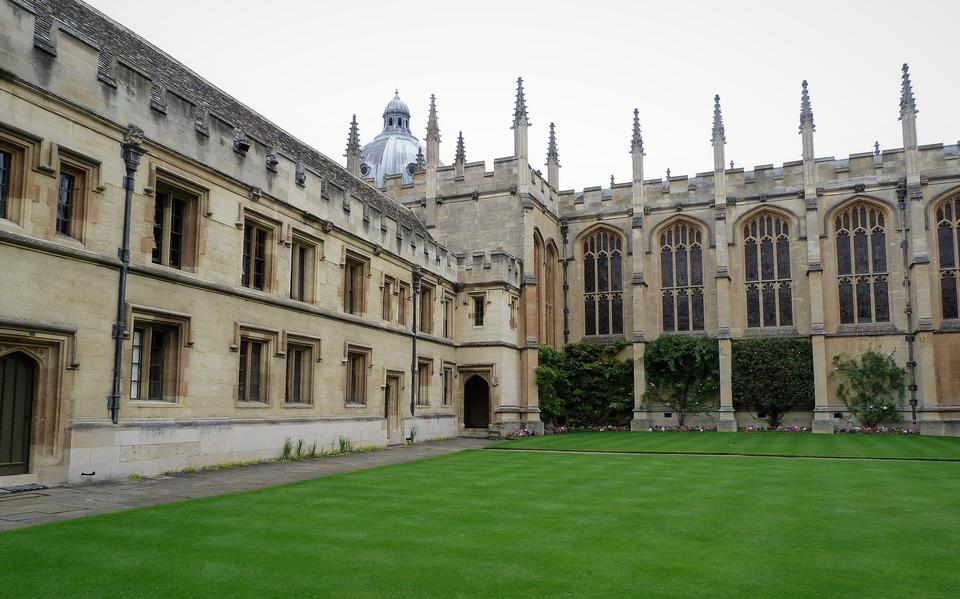 De universiteit van Oxford.