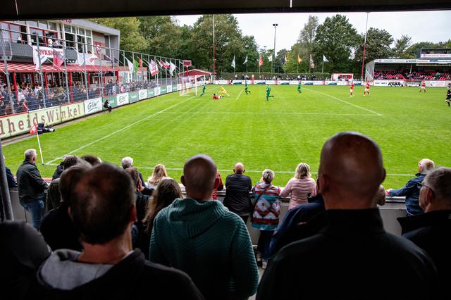 De Bosk van Harkemase Boys is één van de slechts twee Friese sportparken waar gevoetbald wordt op divisie-niveau.