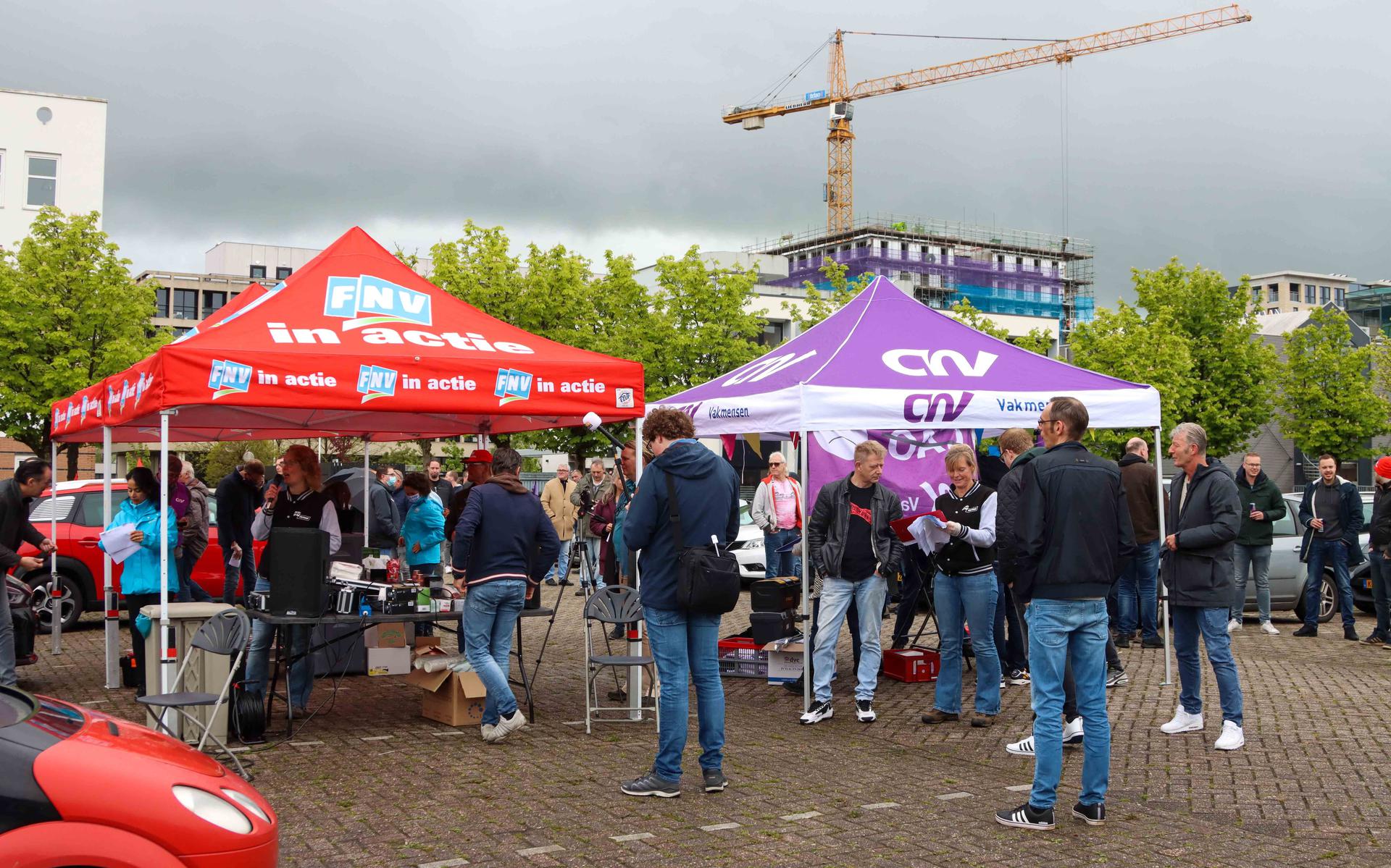 Bonden Kondigen Landelijke Metaalstaking Aan: FNV Rekent Op 1500 ...