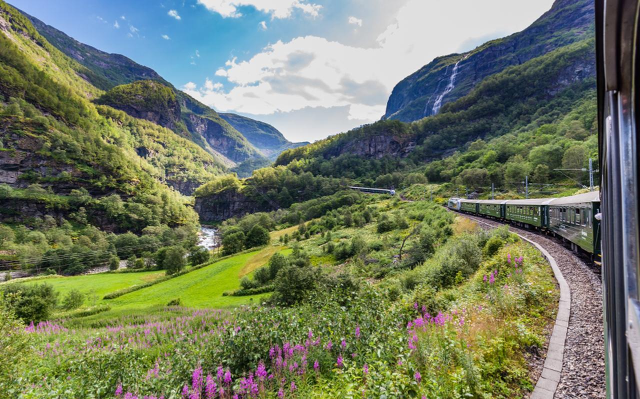Met de trein door Noorwegen Met de trein door Noorwegen
