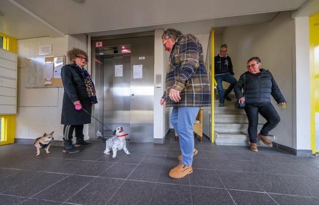 Bewoners seniorenflat Sneek boos op Elkien: ‘Lift al zeker elf weken defect’