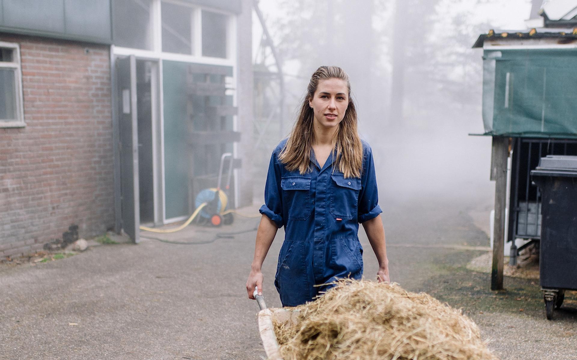 Jildau Broekens uit Lippenhuizen groeide op in een ondernemersgezin, leerde voor kraamverzorger maar