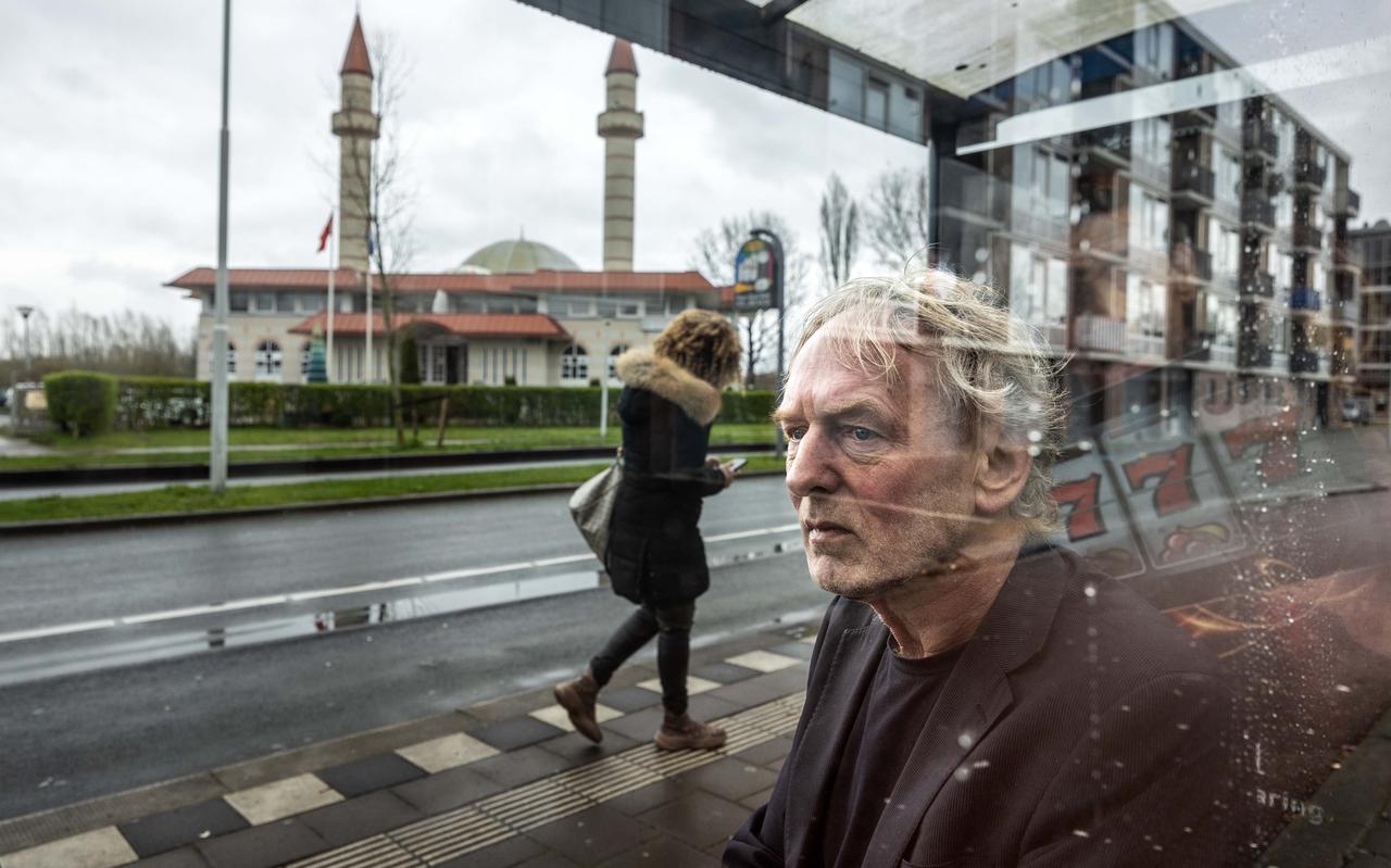 Rob Vreeken: ,,De vrouwen in Turkije hebben de politieke islam tegen, maar het maatschappelijk tij mee.” Rob Vreeken: ,,De vrouwen in Turkije hebben de politieke islam tegen, maar het maatschappelijk tij mee.”