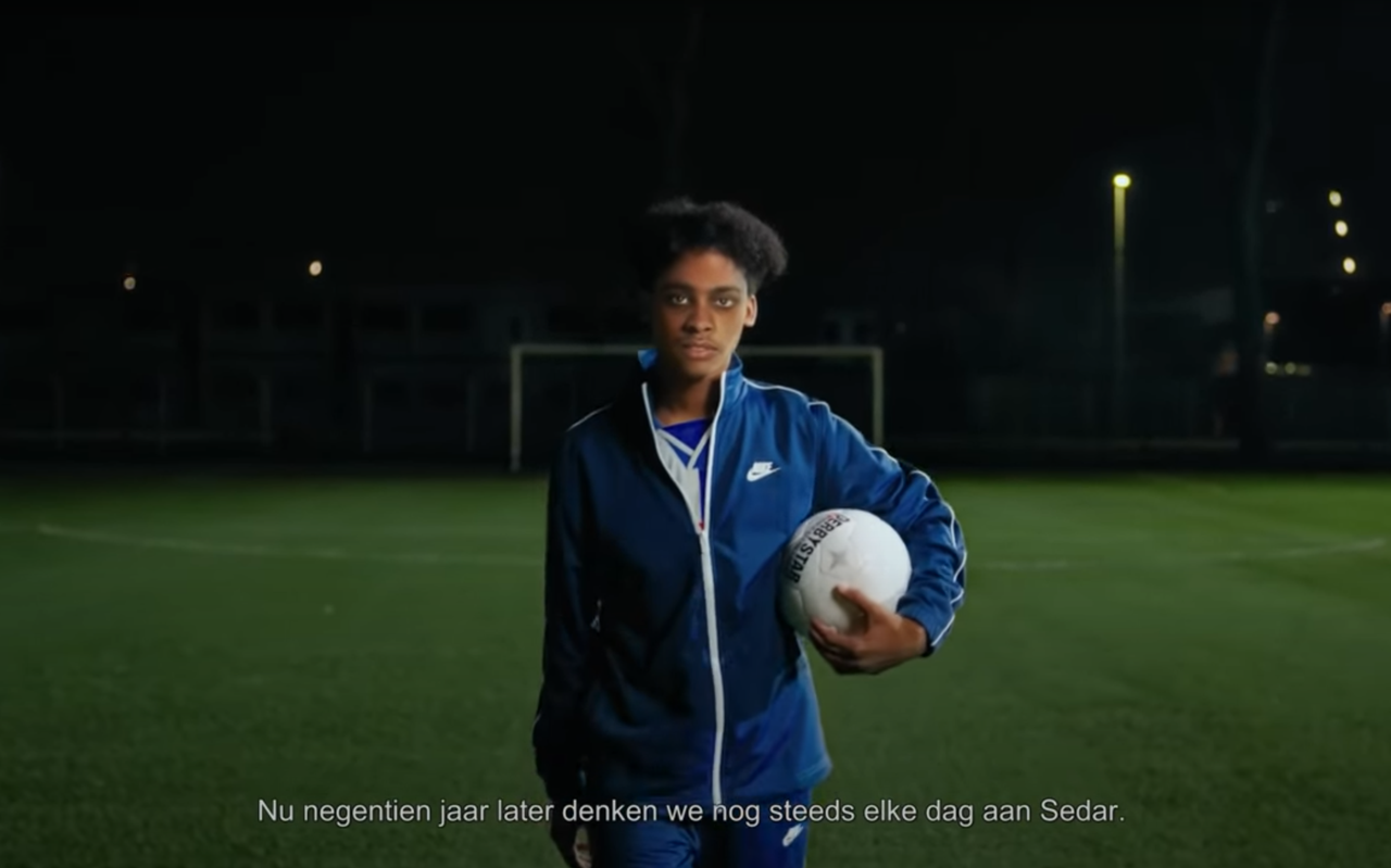 Still uit de video met de deep fake van Sedar Soares. De 13-jarige jongen werd in 2003 doodgeschoten in Rotterdam. De dader is nog altijd niet gevonden.