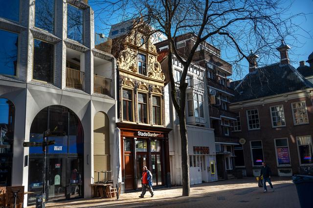 Ragfijne renovatie rijksmonument met zandsteengevel uit 1620 in Groningen. ‘Cultuurhistorisch erfgoe